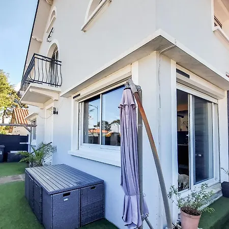 2 Bedroom Lovely In 度假居 圣米歇尔-谢夫谢夫