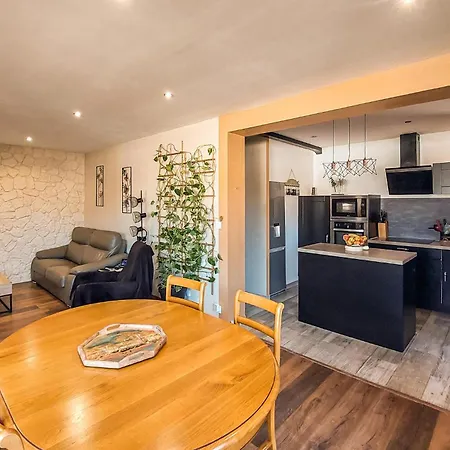 Awesome In Semesterbostad *