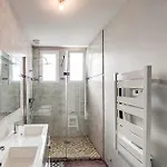 2 Bedroom Amazing In 펜션 생미셸셰프셰프