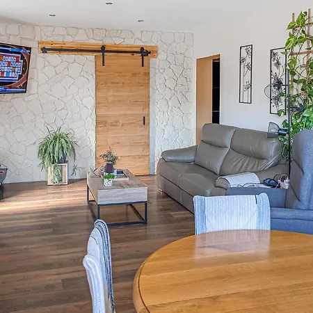 2 Bedroom Amazing In *