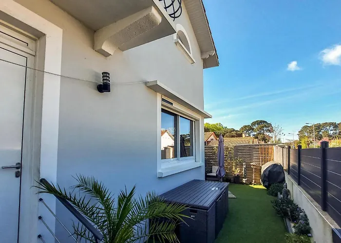 Awesome In Nyaraló *